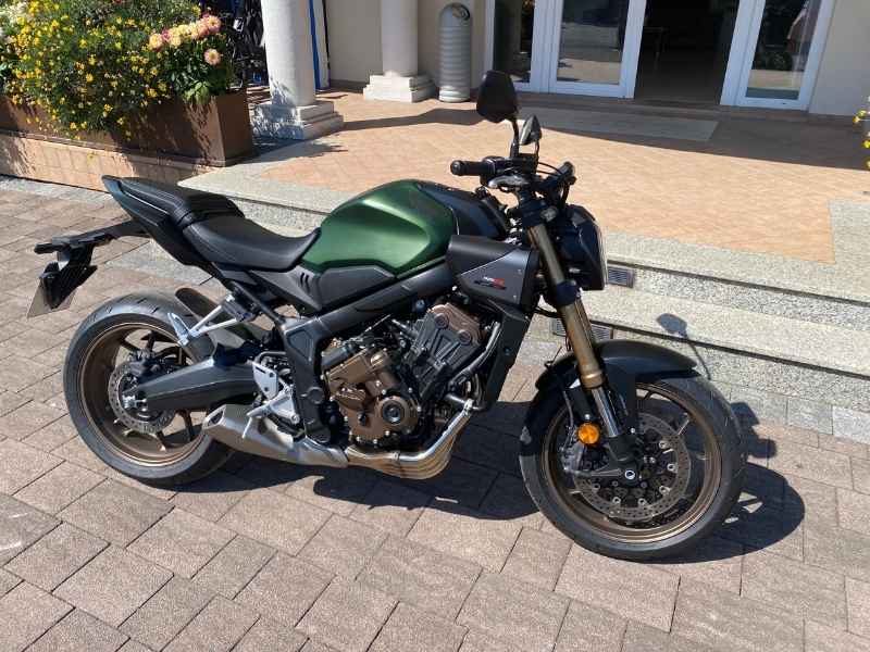 Honda CB 650 R